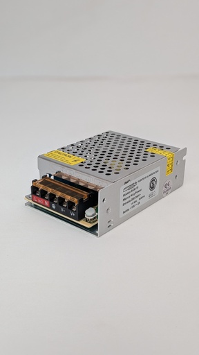 [SKP182 S3618] Fuente switching 18vC 2Ah 36w